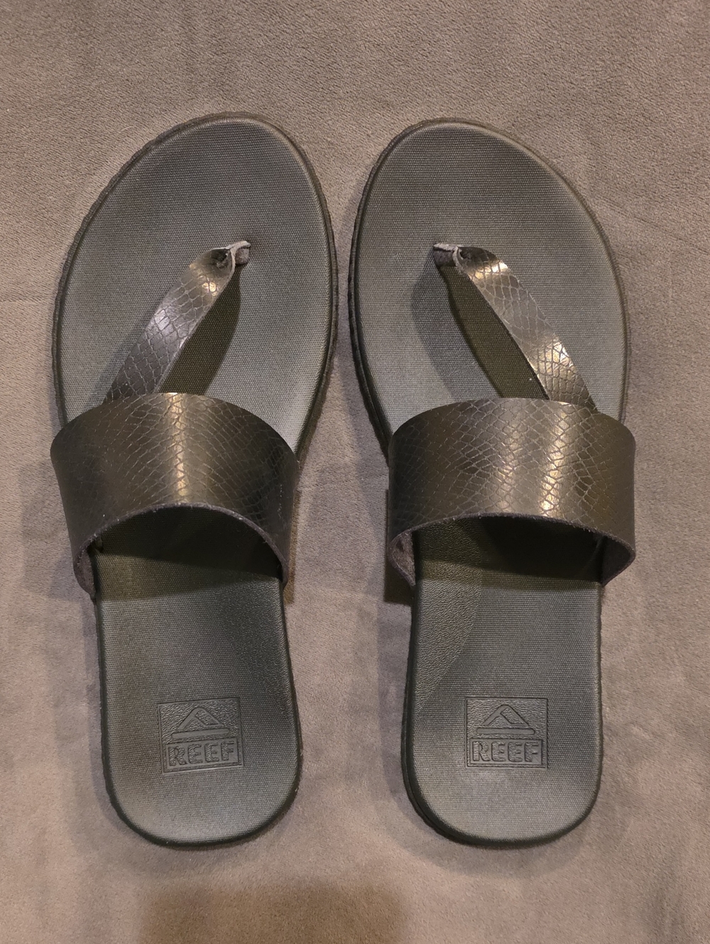 Reef Women's Black Slide & Thong Sandals with Textured Strap